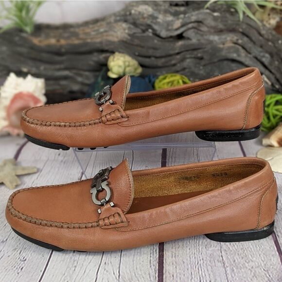 Salvatore Ferragamo Gancini Moccasin Loafers - Size 8.5 (2A) - Picture 4 of 10